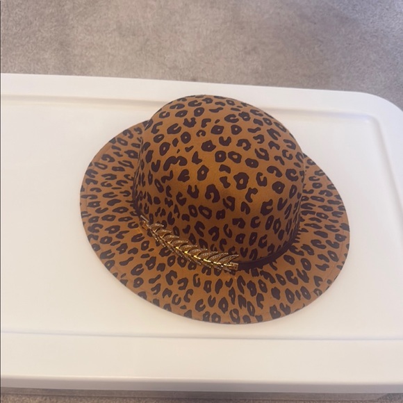 Accessories - Animal Print Polyester/Felt Fedora with Gold Accent Band